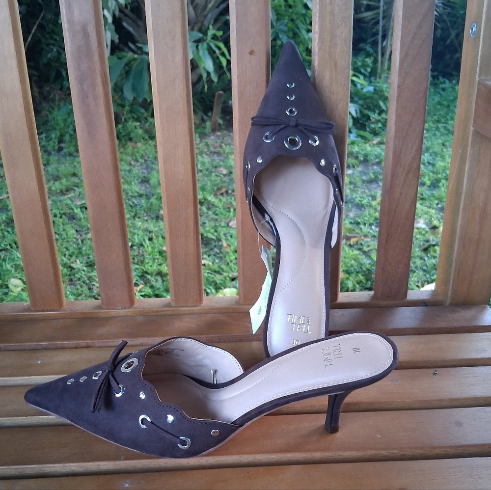Time and Tru Dark Brown Women's Heels - Picture 5 of 7